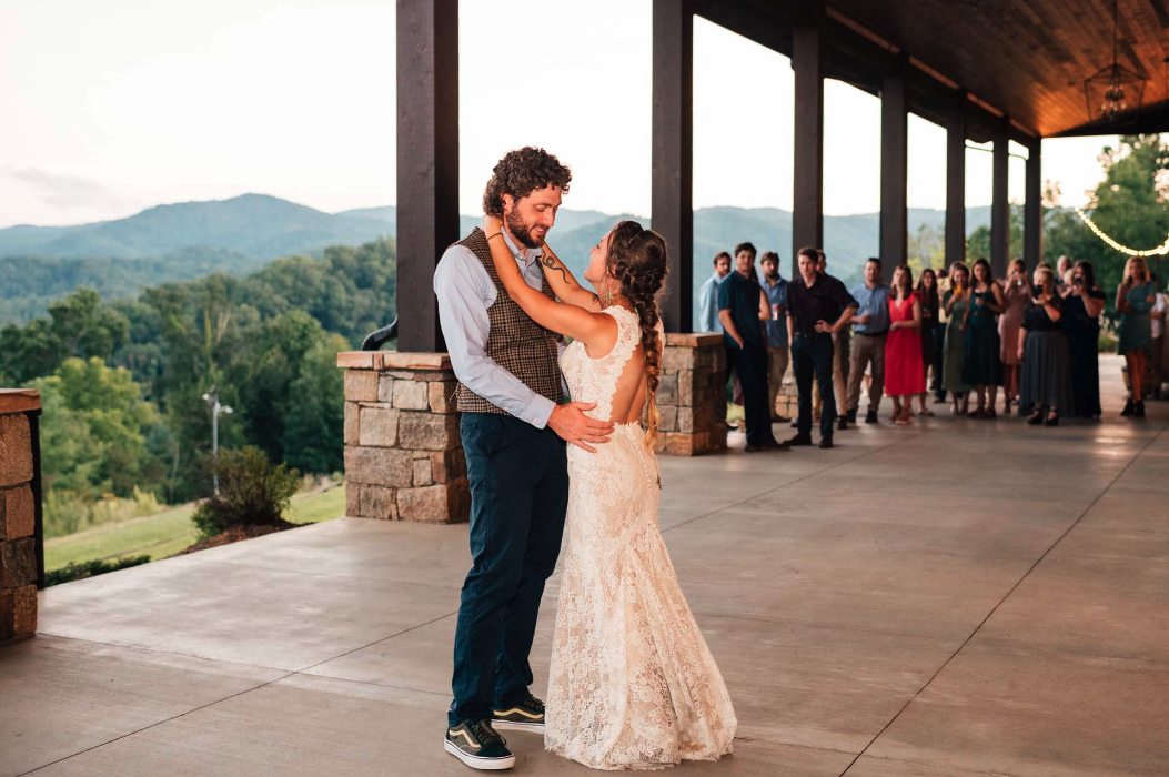 wedding venues in smoky mountains