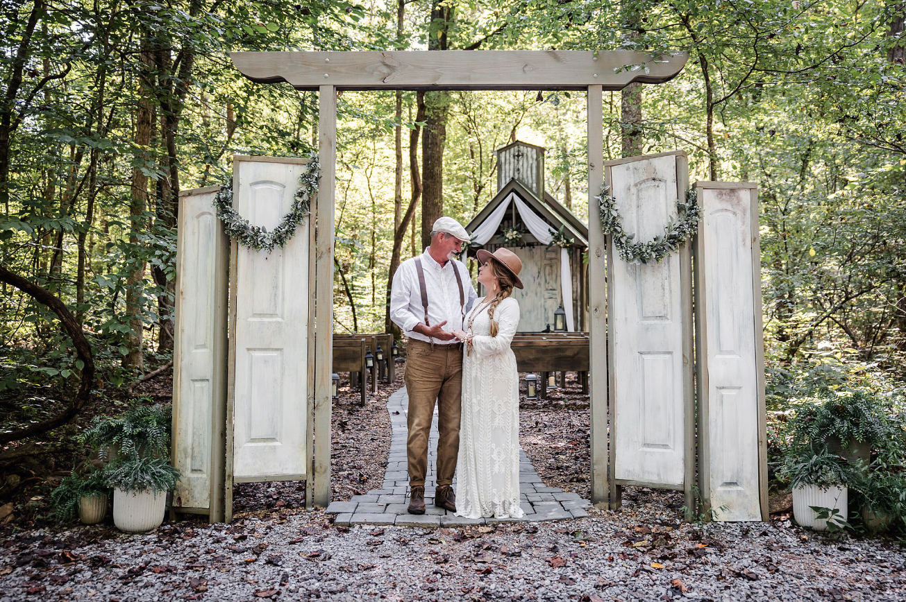 marriage chapel woods