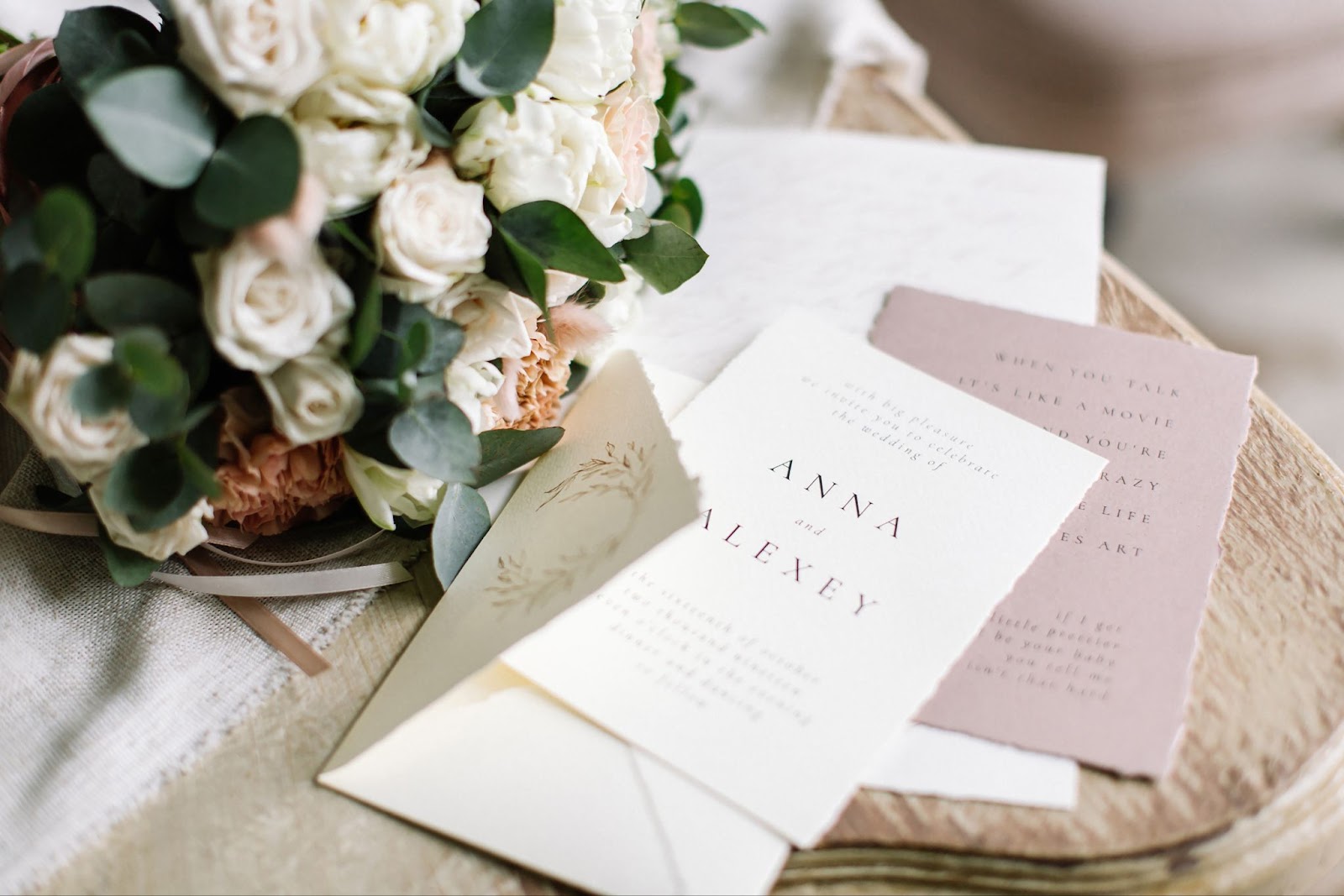 what to include in wedding invitation