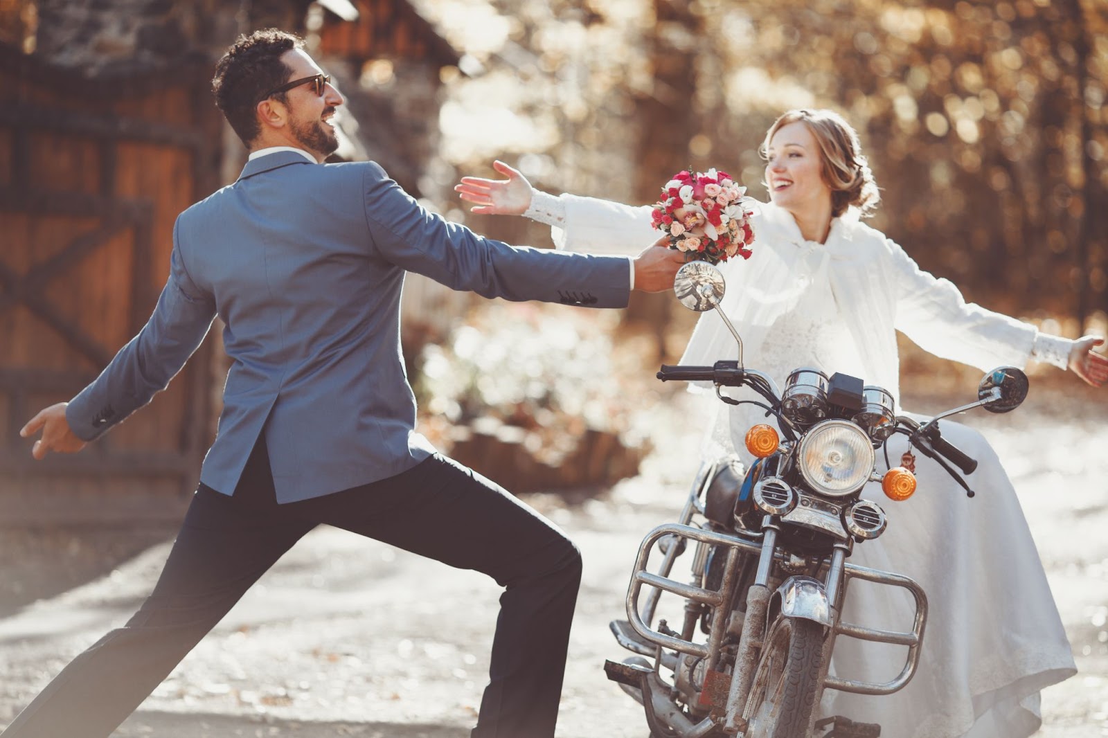 motorcycle bride groom