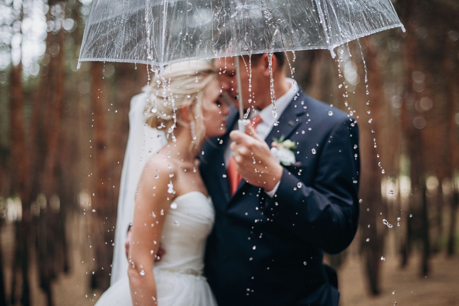 bride groom rain