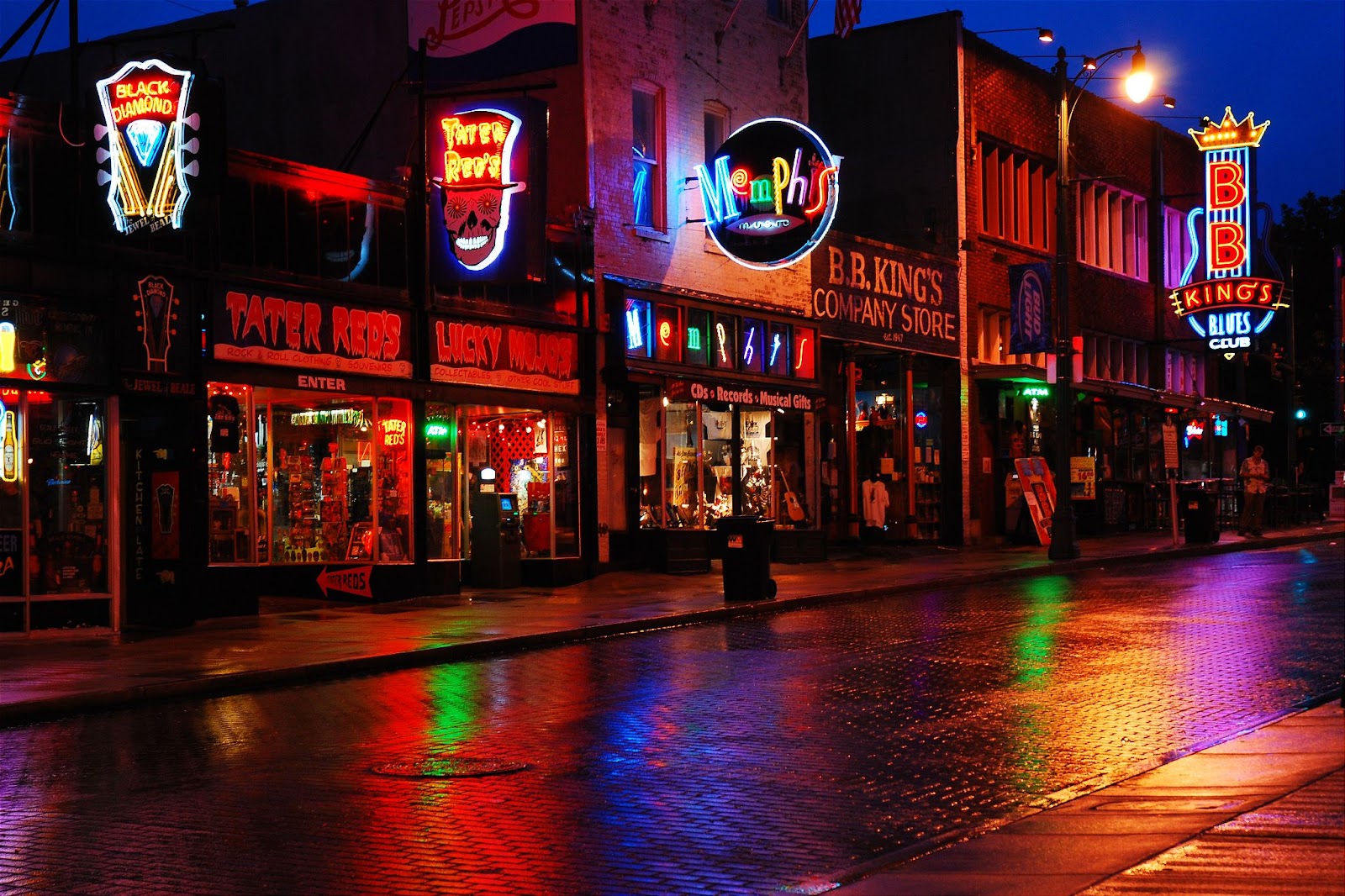 memphis night street