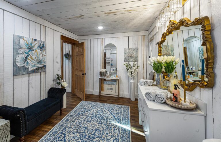 Bridal Suite at opal oak summit in Oakdale, TN